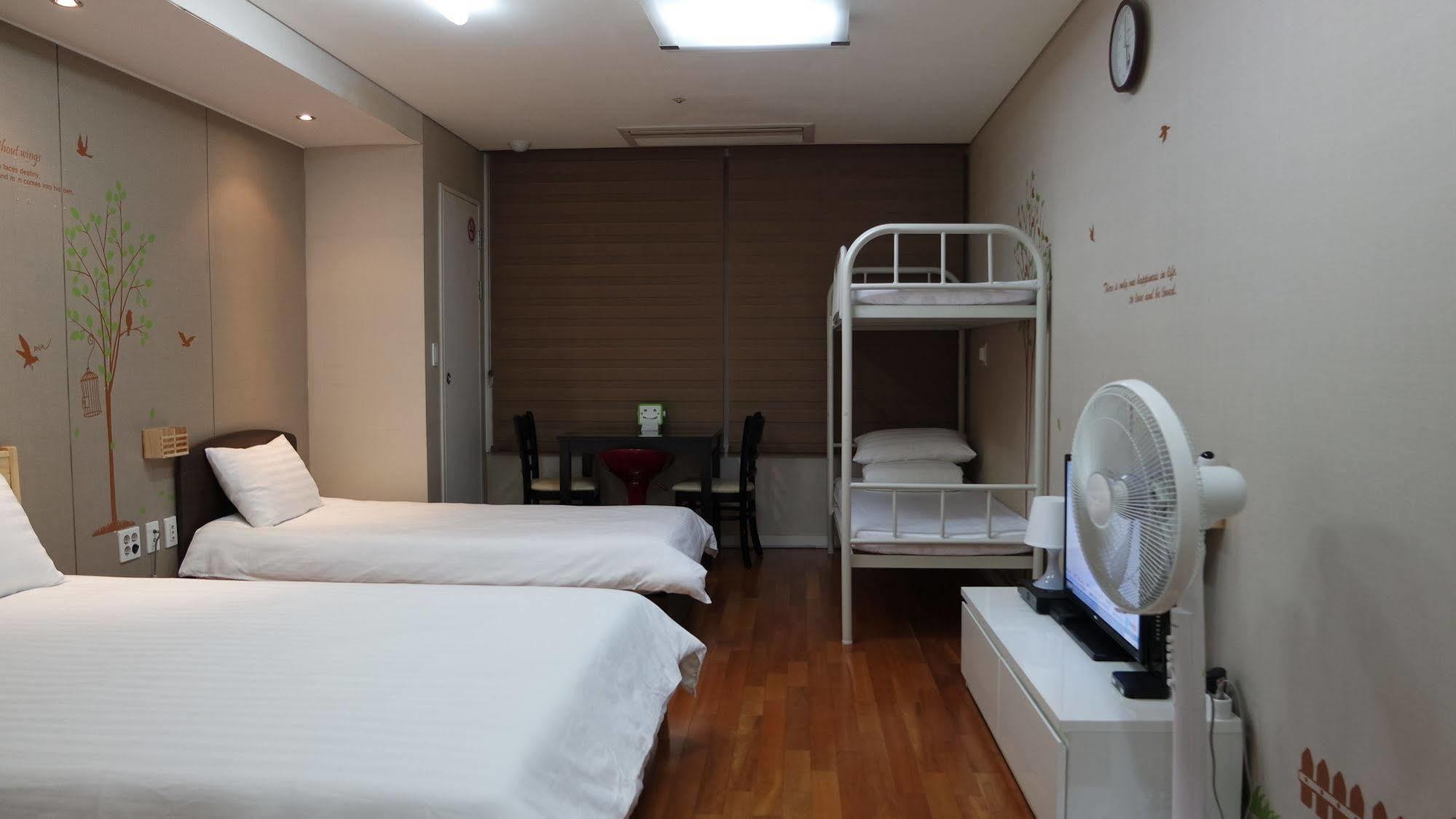Hostel Coco Seoul Exterior foto